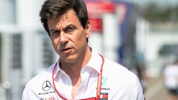 Toto Wolff, Motorsportchef des Mercedes-Teams., © Sebastian Gollnow/dpa